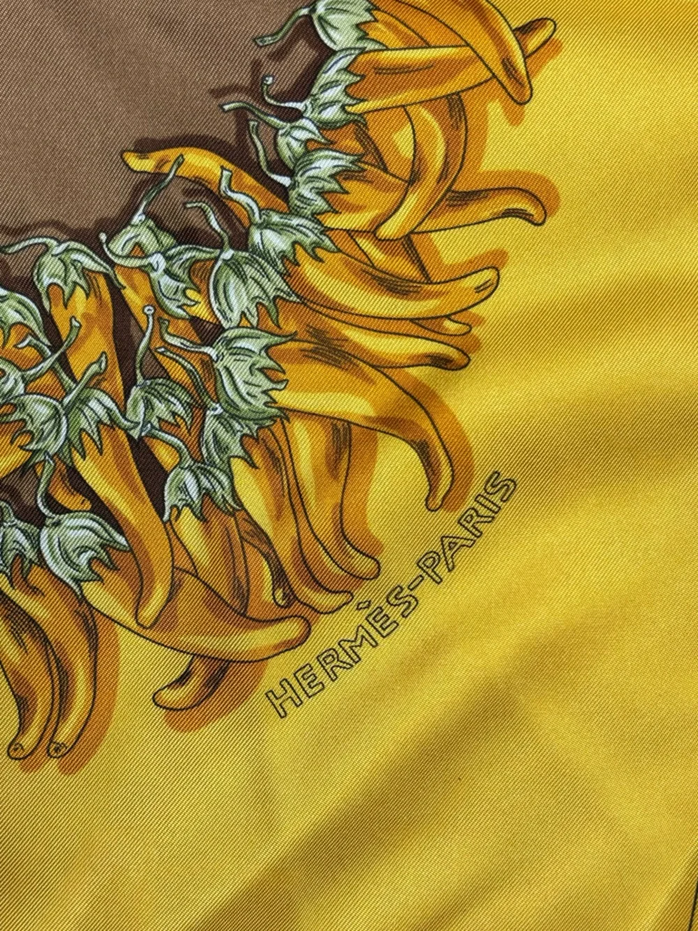 Hermes Aux Pays des Espices Gold Tone 90 Silk Scarf - Picture 7 of 11